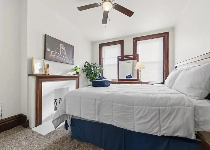 Comfortable - 2 Bedroom Easy Access Apartamento Pittsburgh